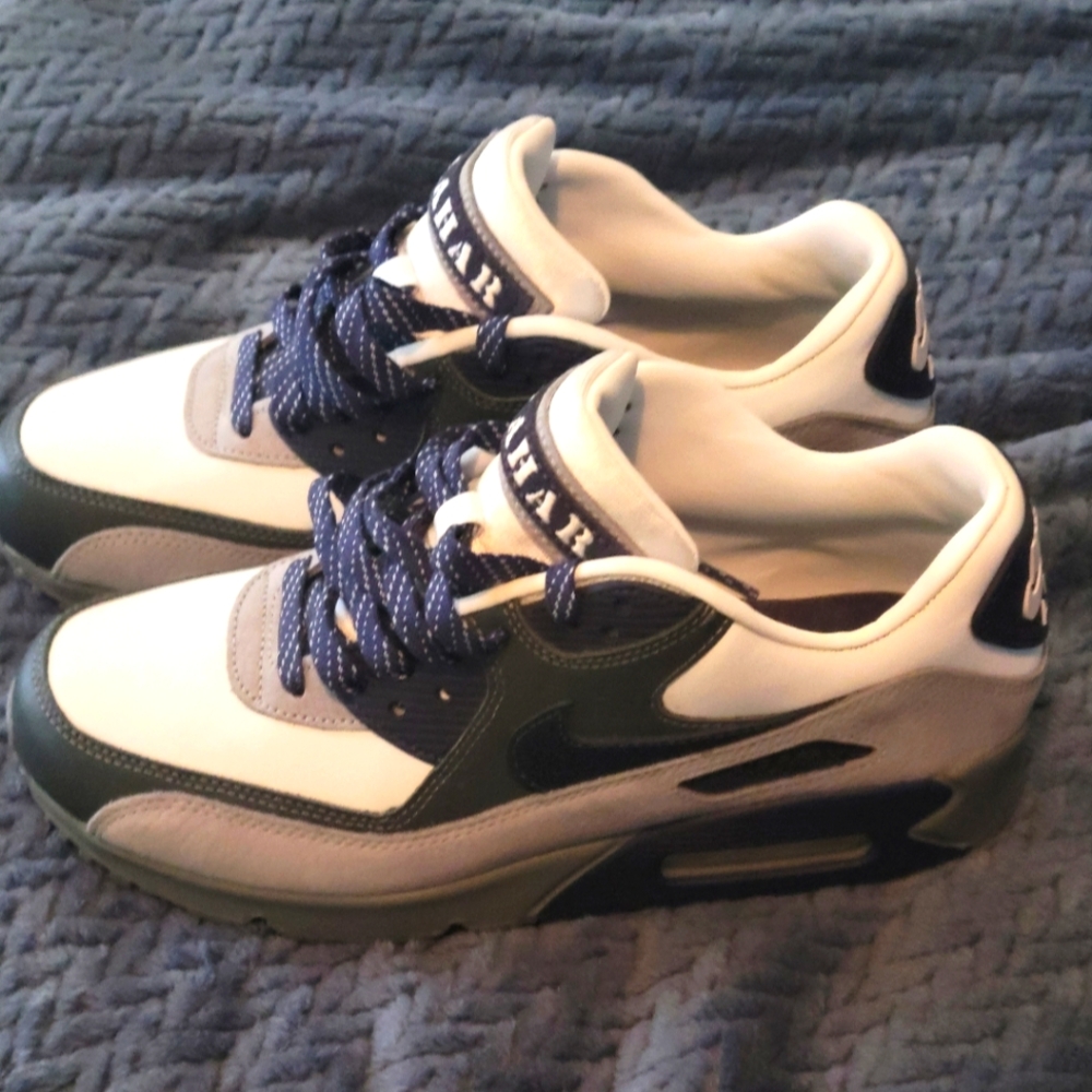 Nike Air Max Sneakers in Blue and White